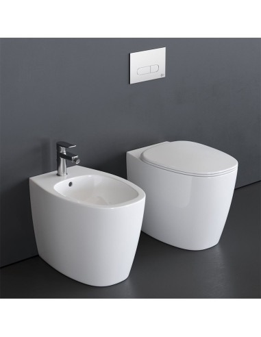 Sanitari filo muro Ideal Standard Dea vaso AquaBlade bidet e coprivaso slim rallentato