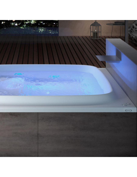 Jacuzzi vasca idromassaggio Skyline 190x190