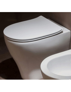 Vaso filo muro Goclean Flaminia App completo di coprivaso rallentato slim