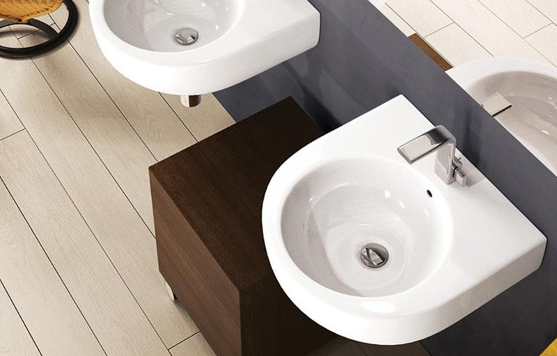 Altezza lavandino bagno: come posizionare il lavabo in bagno